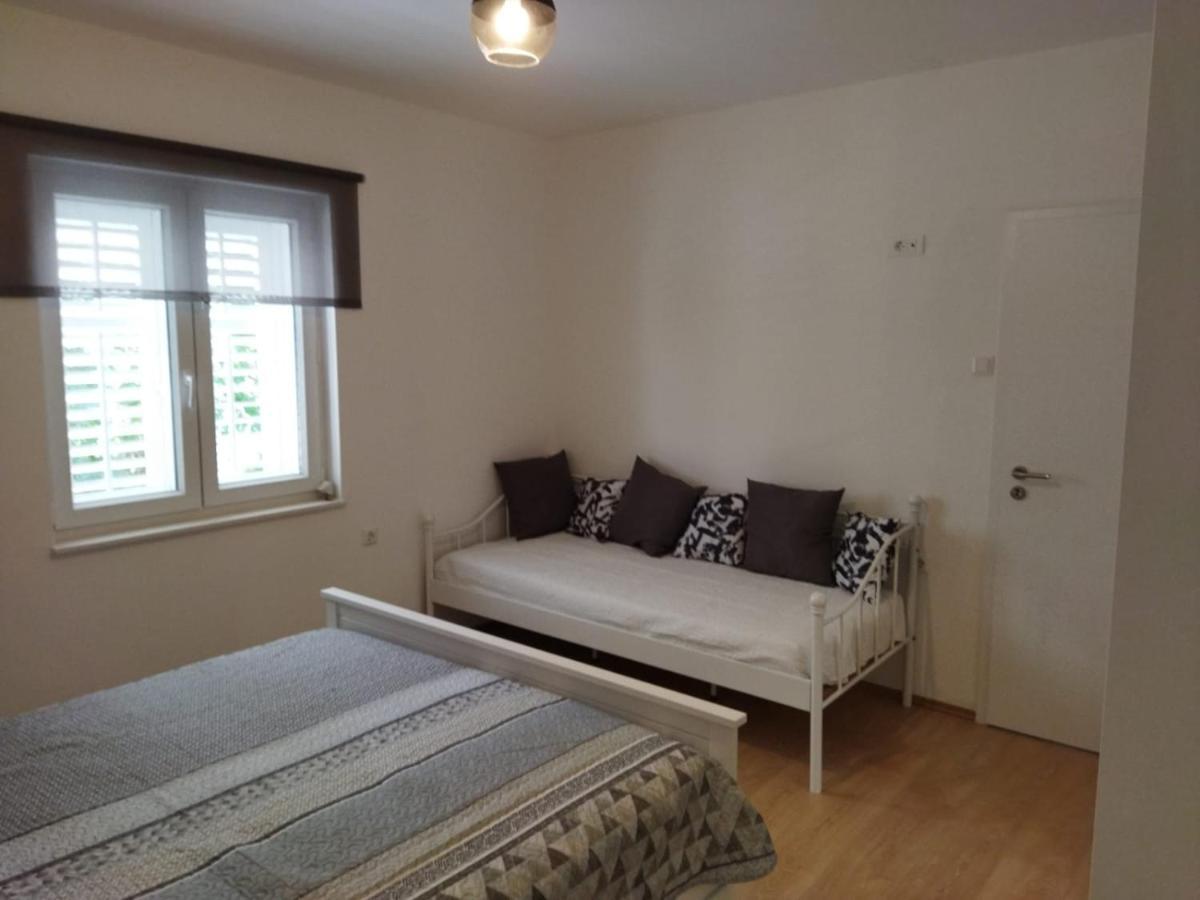 Teta Lidia Apartment Krilo Bagian luar foto